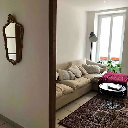 Lovely Large Familial In Nice, Minutes Walk To The Beach! Apartment *