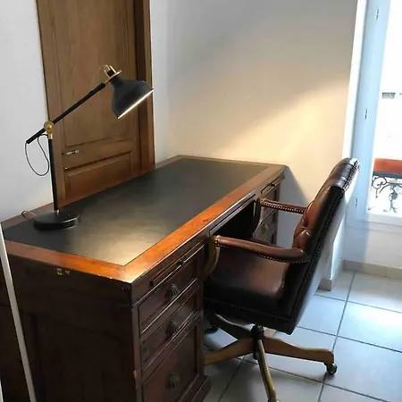 Lovely Large Familial In Nice, Minutes Walk To The Beach! Apartment *